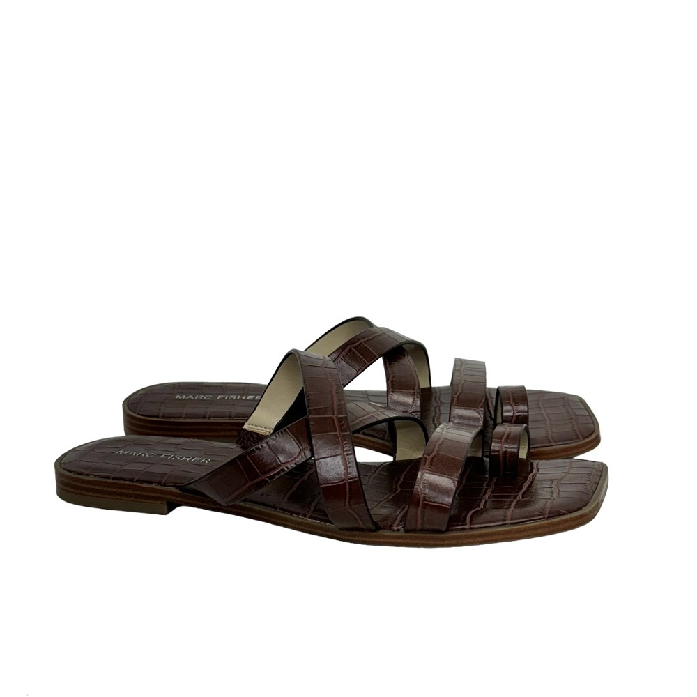 Marc Fisher Arena Brown Croc Embossed Faux Leather Toe Strap Sandals Size 8.5